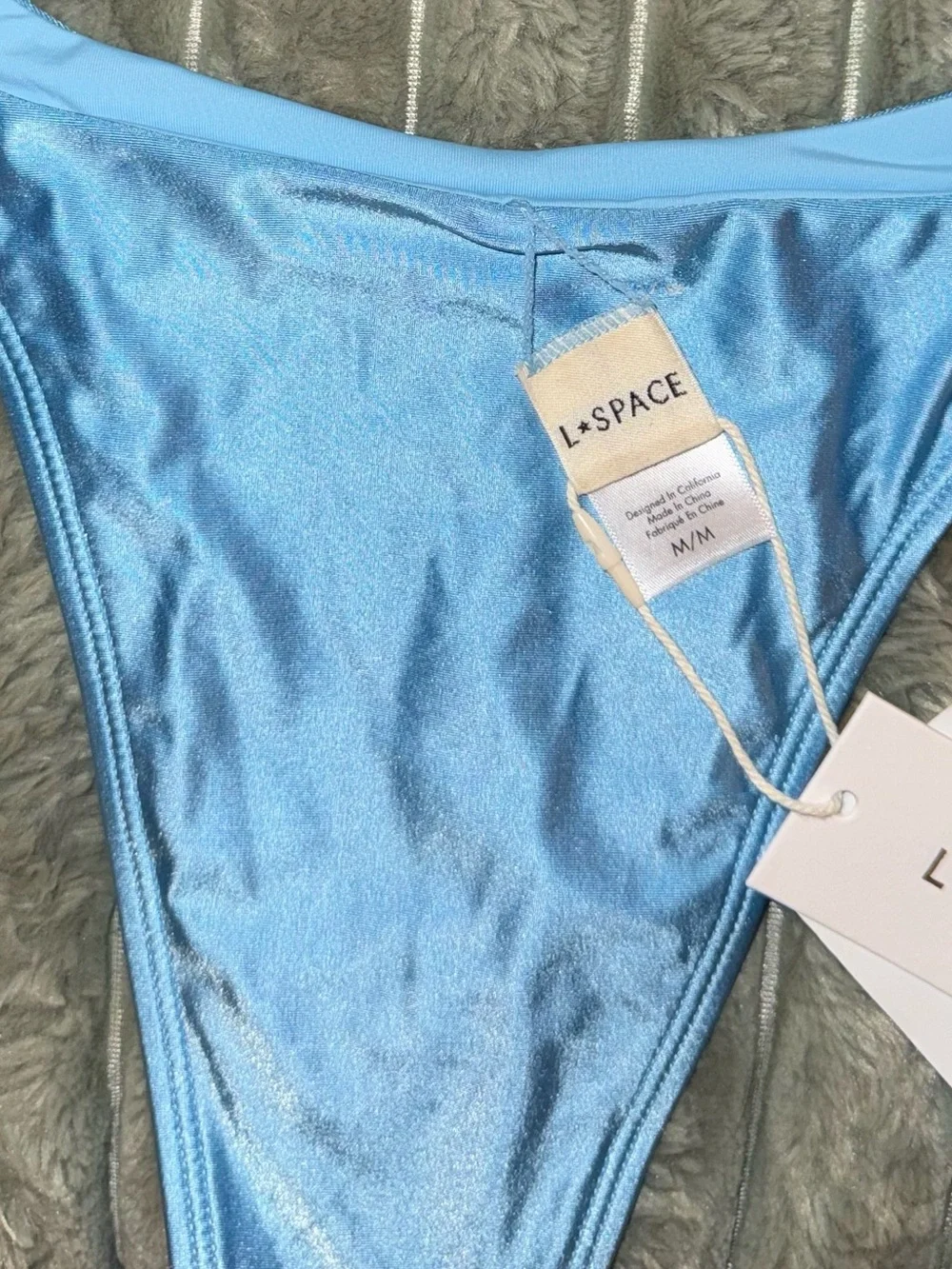 l*space Sky Blue Bandeau Bikini Top with seashell & gold metal D ring bottom M